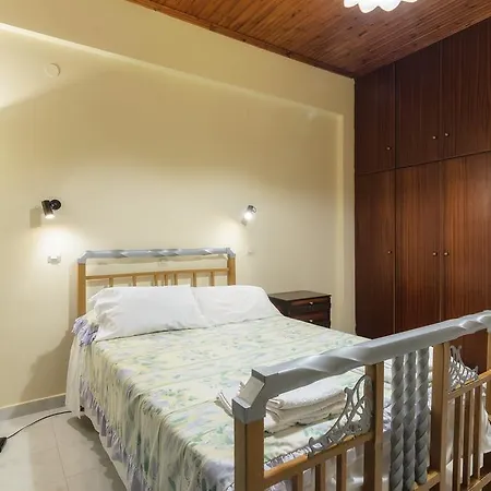 Artemis Guest house Kypseli